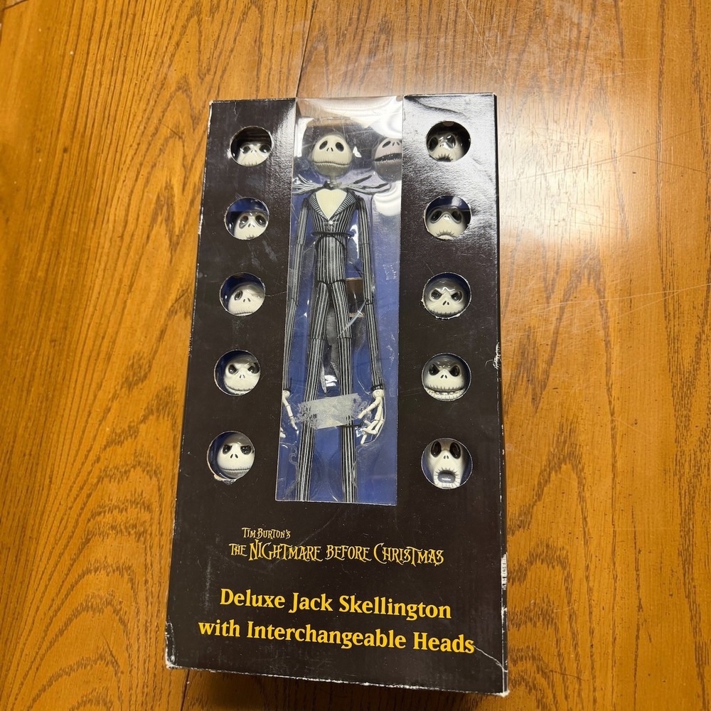NECA Nightmare Before Christmas Deluxe Jack Skellington 12 Interchangeable Heads